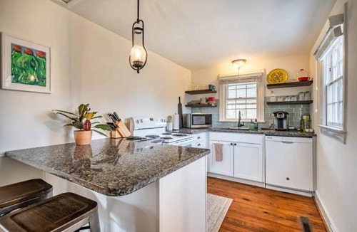 Winston - Salem House | Updated 1BR cottage on private acre+ lot