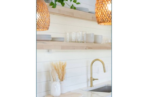 South End Apartment | Updated and wonderfully designed 4BR suite