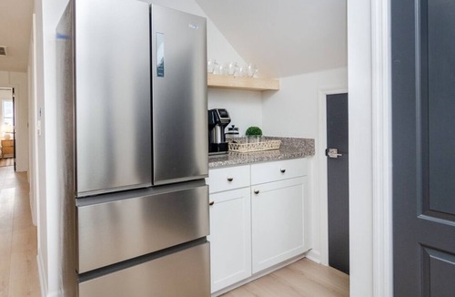 South End Apartment | Updated and wonderfully designed 3BR suite