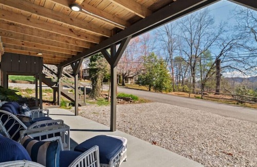 Lake Junaluska Apartment | Updated Studio 3Min Walk to Laken