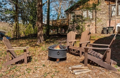 Lake Junaluska Apartment | Updated Studio 3Min Walk to Laken