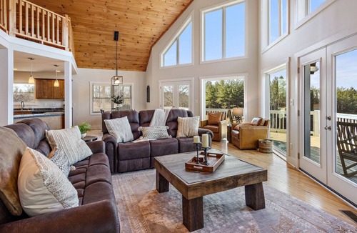Morganton House | Upscale, Outdoorsy Home with Great Amenities