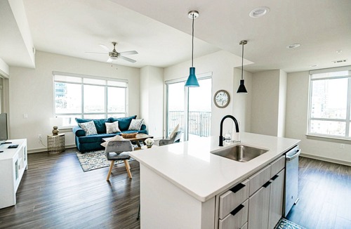 Charlotte Center City Apartment | Uptown Fully Furnished 2BR Apartment by RedAwning