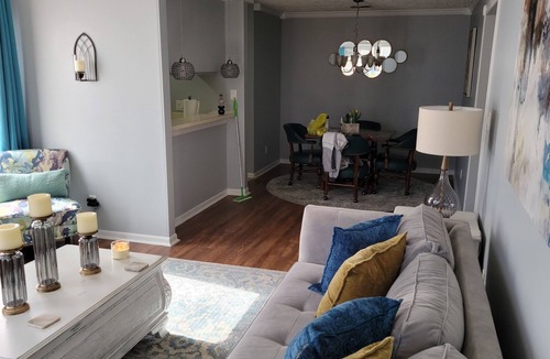 Westover Condo | Uptown Landing a Lovely 2 br 2 bth condo midtown.