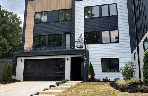 Charlotte House | Uptown Luxury Retreat w/Private Pool & rooftop