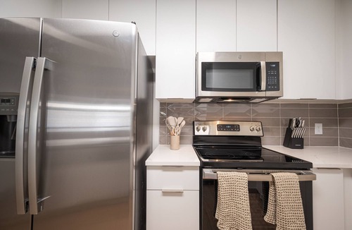 Fourth Ward Apartment | Uptown Queen City In The Middle Of EVERYTHING!