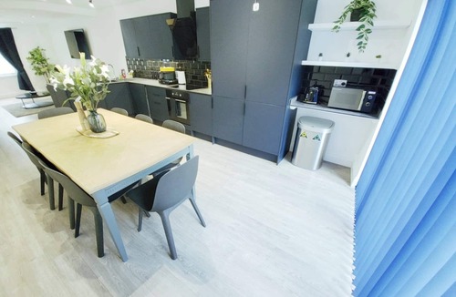 South Hampstead Apartment | Urban Luxury Air coned 4 Bedroom 3 Bathroom Garden Apartment – Swiss Cottage NW6