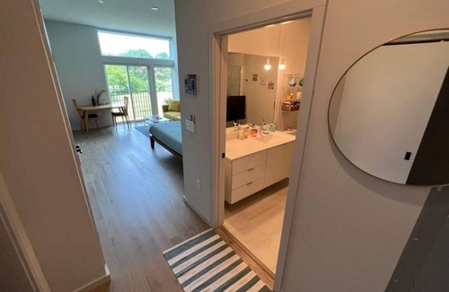 Downtown Apartment | Urban/Modern Living Studio in the Heart of Downtown Durham
