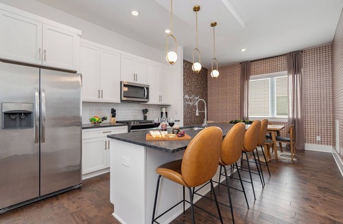 Nashville Cottage | Urban Spur-walk 2 Breweries-mins to Broadway