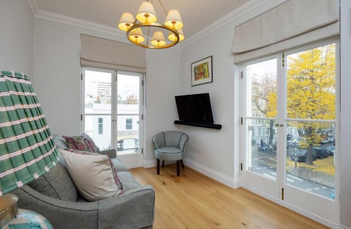 Campden Apartment | Veeve - Kensington Gem