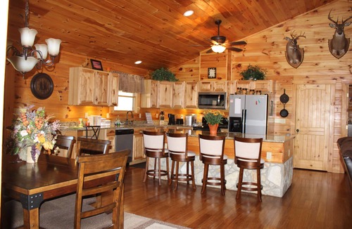 Marshall Cabin | Very Private 4 Bedroom 3 Bath Cabin on 24 acres