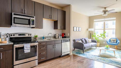 Downtown Apartment | Viagem Durham Inner City 1BR with Gym