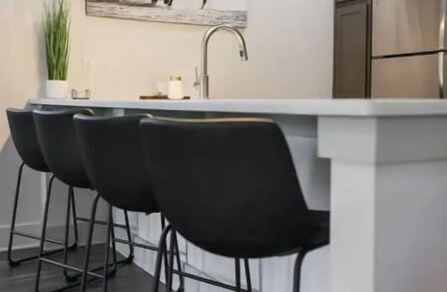 Nashville Condo | Vibrant East Nash Condo Retreat