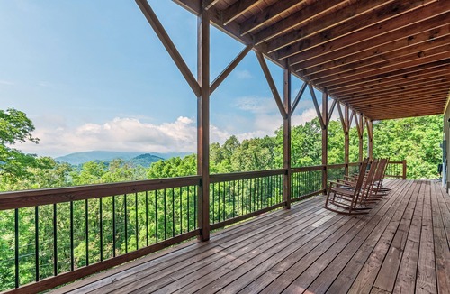 Waynesville House | Views Experience serene stays near Great Smokies