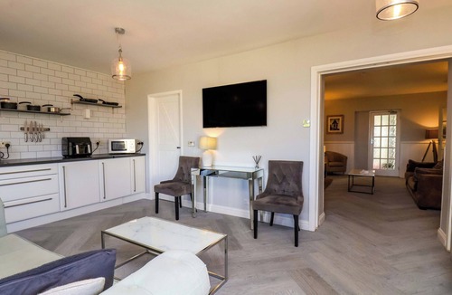 Whitby Cottage | Voebroch