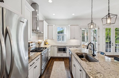 Historic Waverly House | Walk to 12 South and Restaurants - Garage, Golf Simulator