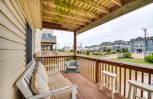 Kill Devil Hills House | Walk to Beach and Restaurants Outer Banks Retreat