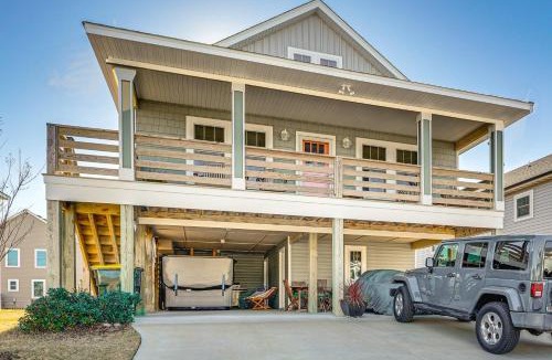 Colington Apartment | Walk to Beach Apt with Private Hot Tub!