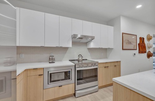 Eighth Avenue Condo | Walk to Broadway-Hyve Urban Cowboy-3BR Lux Condo w/Pool & Gym