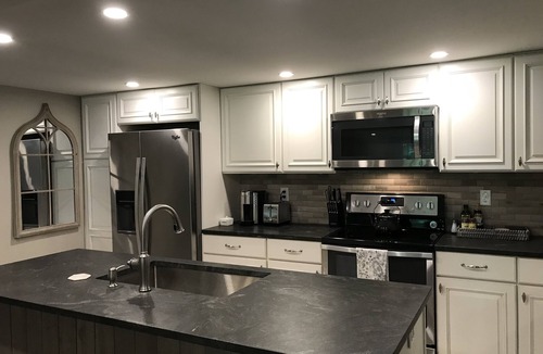 Historic Montford Apartment | Walk to downtown Asheville from this newly renovated 1902 studio!