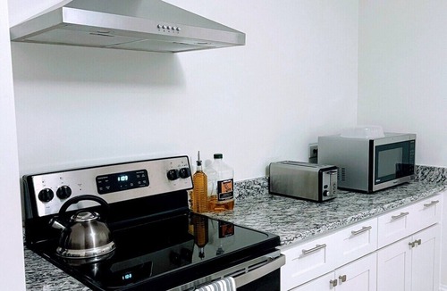 Durham Apartment | Walk to Duke Campus! 3 Bedroom in Trinity Park!