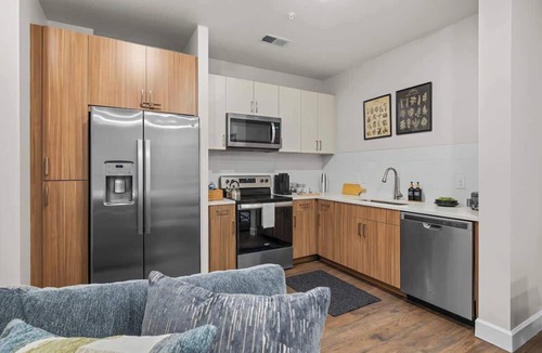 Eighth Avenue Apartment | Walk to Gulch & Broadway, 1BR Escape