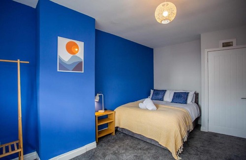 Seaburn Apartment | Walk to Seaburn Beach - Parking - Coastal Stay