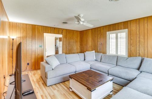 Colington House | Walk to Shore Outer Banks Beach Bungalow