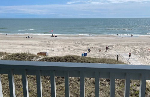 Carolina Beach Condo | Walk to the Boardwalk and downtown Carolina Beach! Oceanfront !