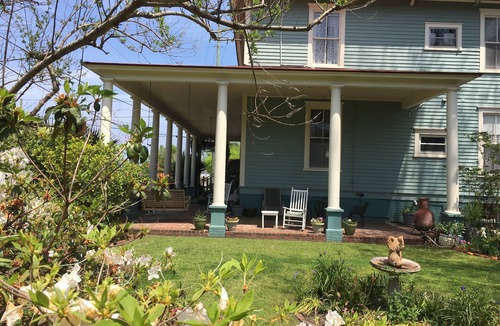 Washington Condo | Walk to the Downtown Harbor District and scenic watefront