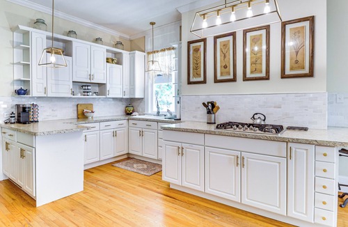 Elizabeth City House | Walk to Waterfront: Downtown Elizabeth City Home!