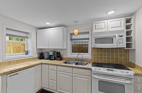 New Bern House | Walkable to Downtown!