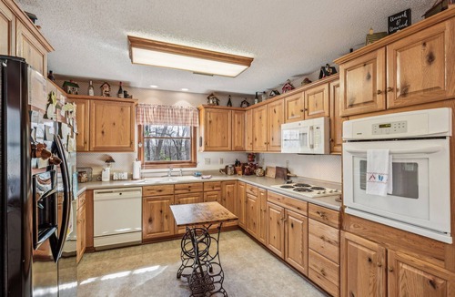 Lake Lure House | Warm and cozy cabin in Lake Lure, nestled in hardwood trees, peaceful home~ WiFi