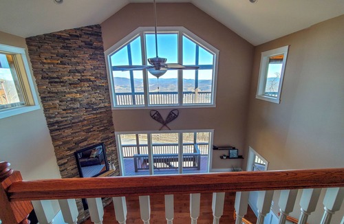 West Jefferson Cabin | Warm Up Your November with a Carolina Mountain Getaway @ Deuces Wild