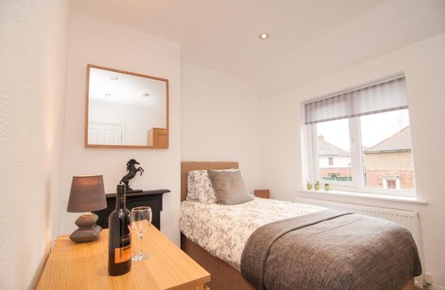 Doncaster Apartment | Warren House