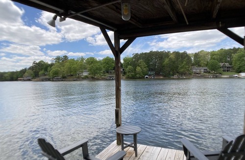 New London House | Water Front Playland at Badin Lake