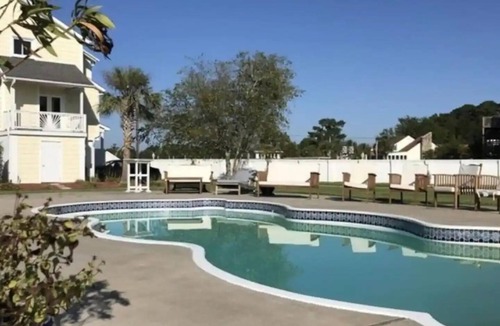 Jacksonville House | Water lovers paradise with exquisite views!