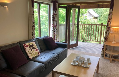 Newport Ski Chalet | Water Mill Vacations, Goldfinch
