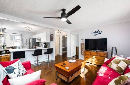 Semora House | Waterfront: Caiman Cove