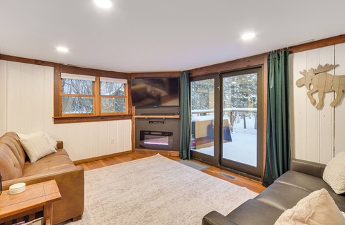 Duluth Cabin | Waterfront Duluth Cabin w/ Deck & River View!