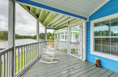 Sherrills Ford Cottage | Waterfront Lake Norman Cabin w/Screened Porch!