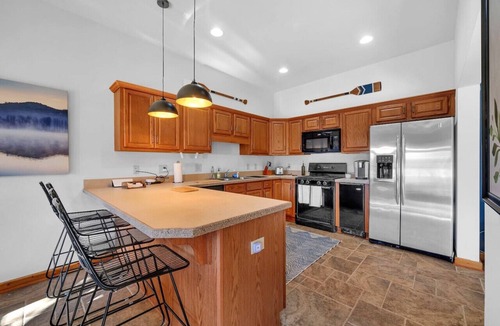 Lake Norman of Catawba Cabin | Waterfront LKN Log Cabin