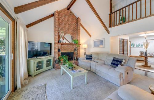 Pine Knoll Shores House | Waterfront Pine Knoll Shores Gem with Boat Dock