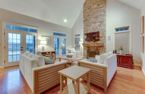 Sherrills Ford House | Waterfront Sherrills Ford Home with Pool and Boat Dock