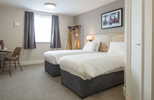 Cullompton Hotel | Waterloo Cross, Devon by Marston's Inns
