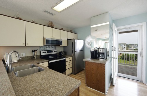 Holden Beach Condo | "Waters Edge 433-B" - Oceanfront Condo w/Community Pool, 2 Bedrooms/2 Bathrooms