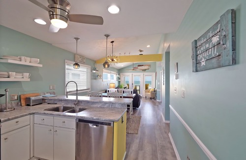 Holden Beach Condo | "Waters Edge 435-A" - Oceanfront Condo w/Community Pool, 2 Bedrooms/2 Bathrooms
