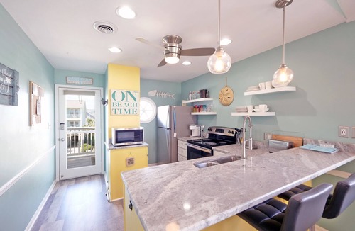 Holden Beach Condo | "Waters Edge 435-A" - Oceanfront Condo w/Community Pool, 2 Bedrooms/2 Bathrooms