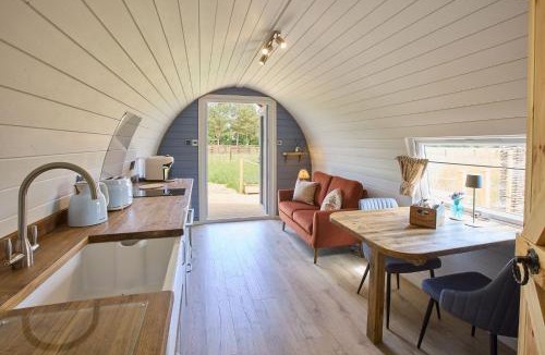 Scawton House | Waters Edge Cabin