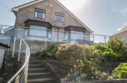 Stranraer House | Waters Edge
